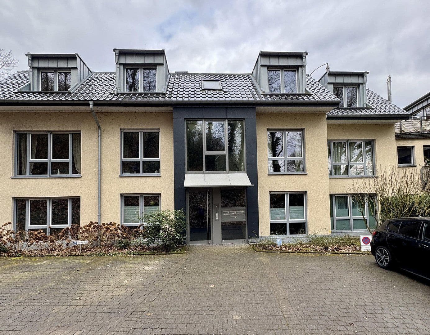 Prenájom bytu 2-izbový 65 m², Rütscher Straße 209, Aachen, Severné Porýnie - Westfálsko Prenájom bytu 2-izbový 65 m², Rütscher Straße 209, Aachen, Severné Porýnie - Westfálsko