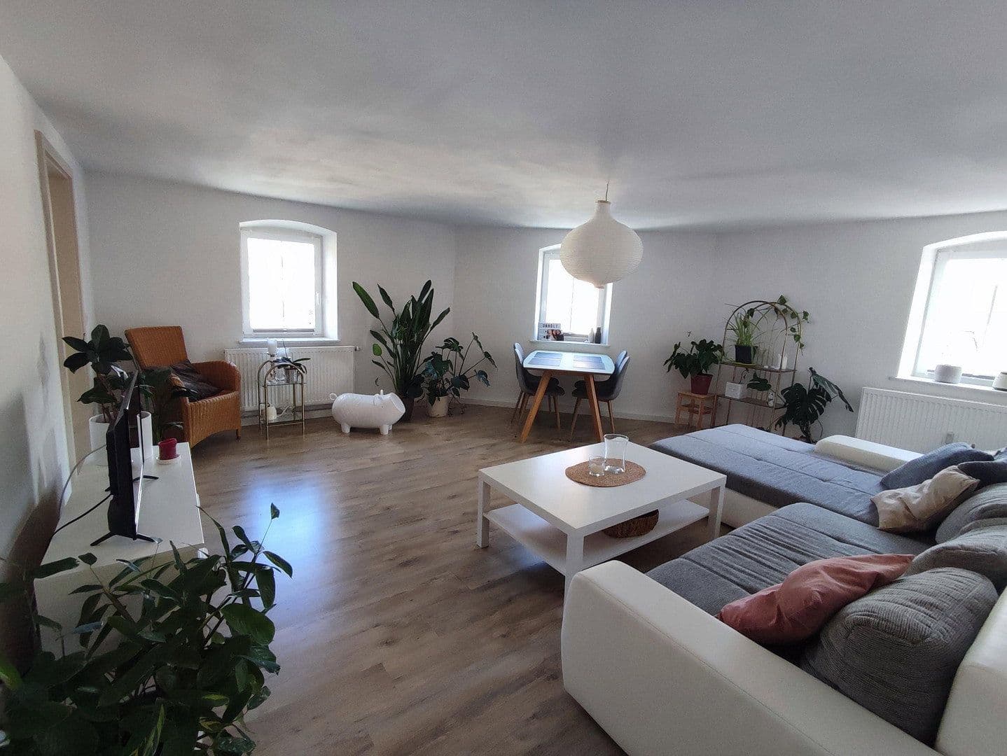 Prenájom bytu 4-izbový 100 m², Bayreuth, Bavorsko Prenájom bytu 4-izbový 100 m², Bayreuth, Bavorsko