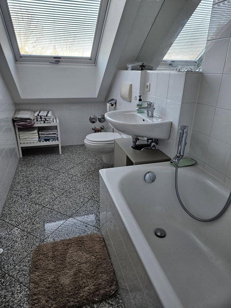 Prenájom bytu 2-izbový 53 m², Lerchenauer Str. 176, München, Bavorsko Prenájom bytu 2-izbový 53 m², Lerchenauer Str. 176, München, Bavorsko