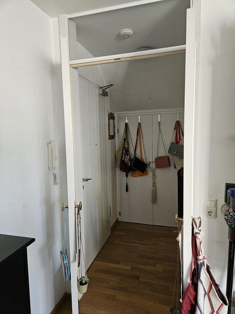 Prenájom bytu 2-izbový 53 m², Lerchenauer Str. 176, München, Bavorsko Prenájom bytu 2-izbový 53 m², Lerchenauer Str. 176, München, Bavorsko
