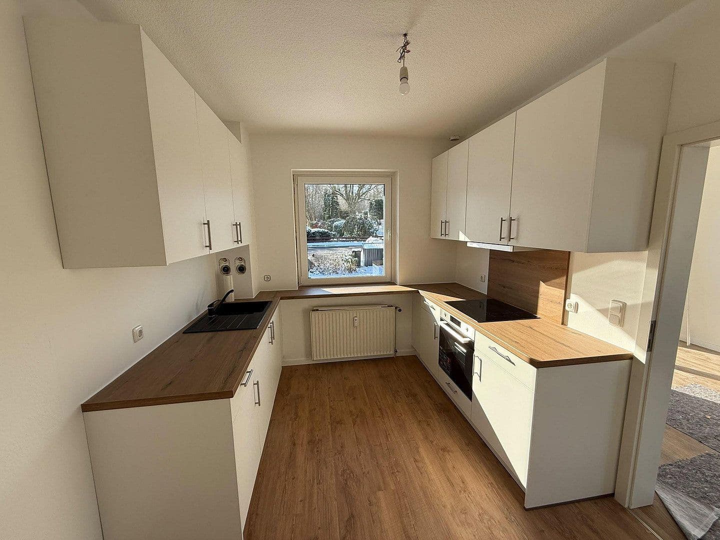 Predaj domu 300 m², pozemok 5.600 m², Kassburg 1e, Sülfeld, Šlezvicko-Holštajnsko Predaj domu 300 m², pozemok 5.600 m², Kassburg 1e, Sülfeld, Šlezvicko-Holštajnsko