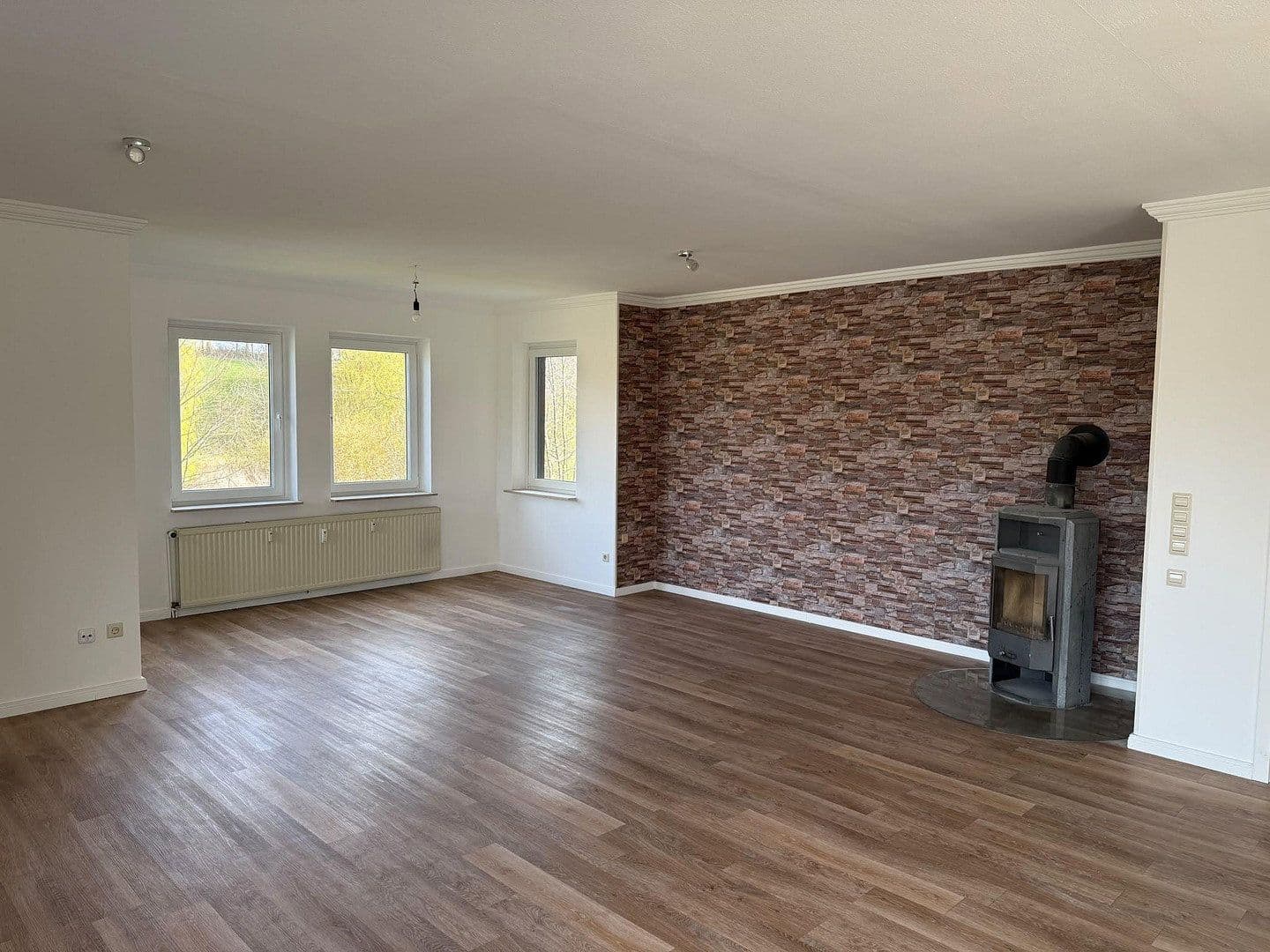 Predaj domu 300 m², pozemok 5.600 m², Kassburg 1e, Sülfeld, Šlezvicko-Holštajnsko Predaj domu 300 m², pozemok 5.600 m², Kassburg 1e, Sülfeld, Šlezvicko-Holštajnsko
