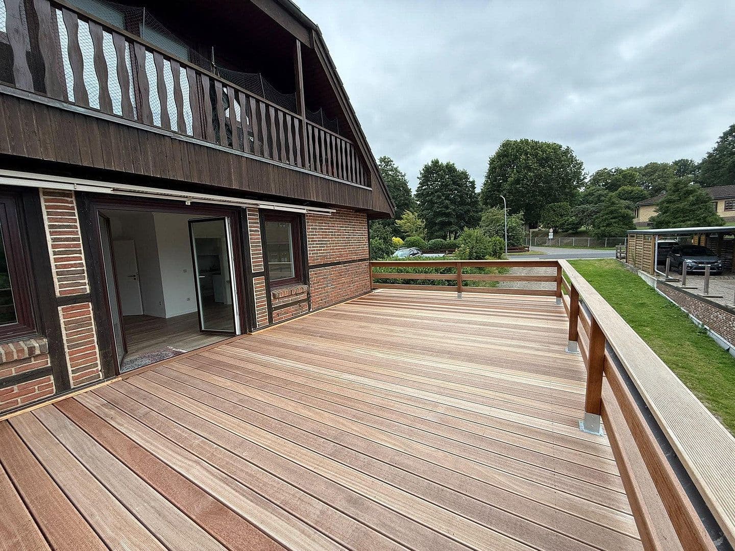 Predaj domu 300 m², pozemok 5.600 m², Kassburg 1e, Sülfeld, Šlezvicko-Holštajnsko Predaj domu 300 m², pozemok 5.600 m², Kassburg 1e, Sülfeld, Šlezvicko-Holštajnsko