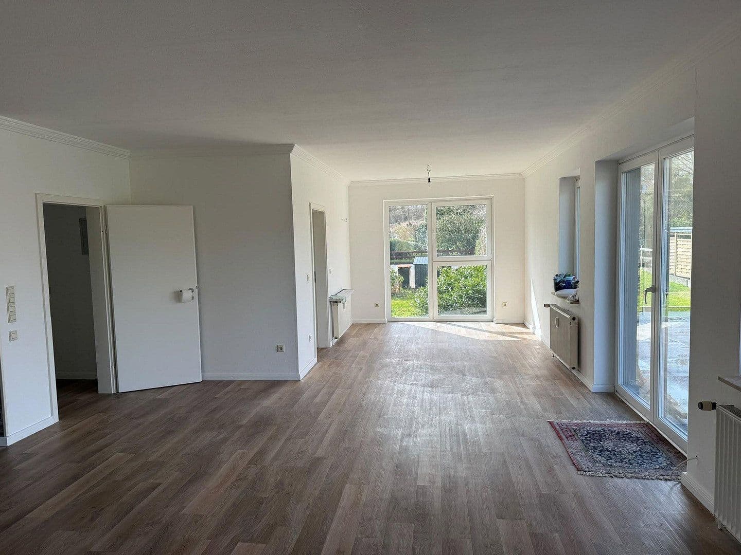 Predaj domu 300 m², pozemok 5.600 m², Kassburg 1e, Sülfeld, Šlezvicko-Holštajnsko Predaj domu 300 m², pozemok 5.600 m², Kassburg 1e, Sülfeld, Šlezvicko-Holštajnsko