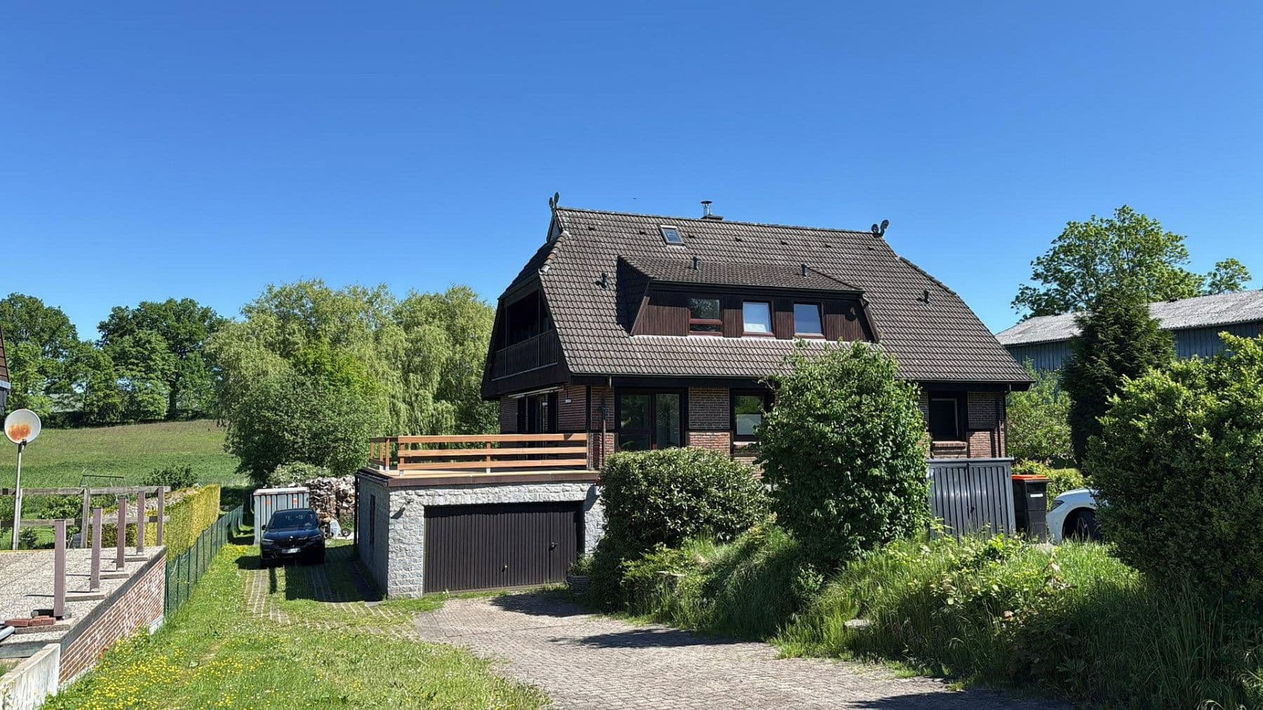 Predaj domu 300 m², pozemok 5.600 m², Kassburg 1e, Sülfeld, Šlezvicko-Holštajnsko Predaj domu 300 m², pozemok 5.600 m², Kassburg 1e, Sülfeld, Šlezvicko-Holštajnsko
