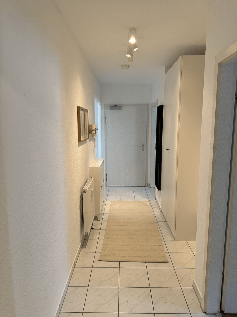 Prenájom bytu 2-izbový 68 m², Oberurseler Weg 3, Frankfurt, Hesensko Prenájom bytu 2-izbový 68 m², Oberurseler Weg 3, Frankfurt, Hesensko