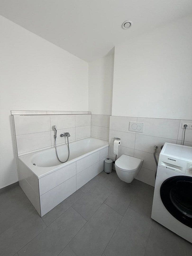 Prenájom bytu 3-izbový 102 m², Boschstraße 3, Heldenstein, Bavorsko Prenájom bytu 3-izbový 102 m², Boschstraße 3, Heldenstein, Bavorsko