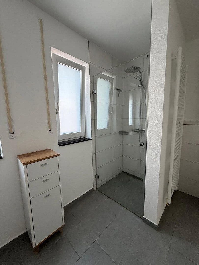 Prenájom bytu 3-izbový 102 m², Boschstraße 3, Heldenstein, Bavorsko Prenájom bytu 3-izbový 102 m², Boschstraße 3, Heldenstein, Bavorsko