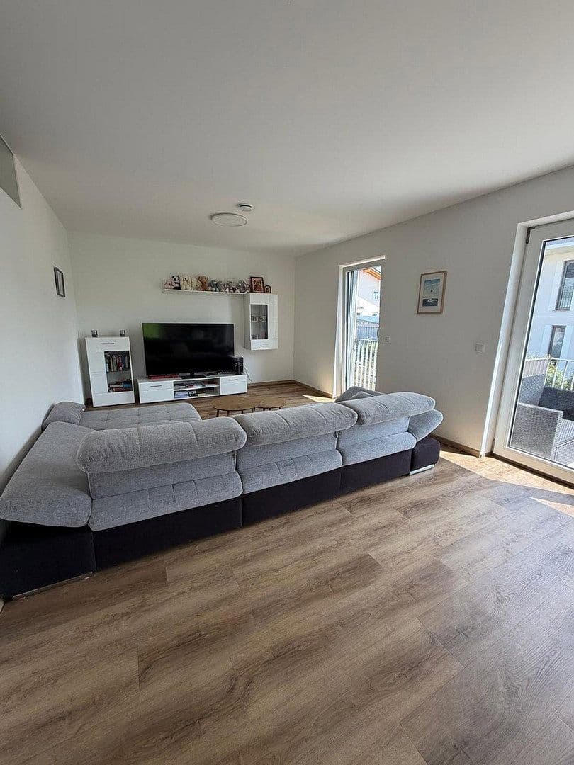 Prenájom bytu 3-izbový 102 m², Boschstraße 3, Heldenstein, Bavorsko Prenájom bytu 3-izbový 102 m², Boschstraße 3, Heldenstein, Bavorsko
