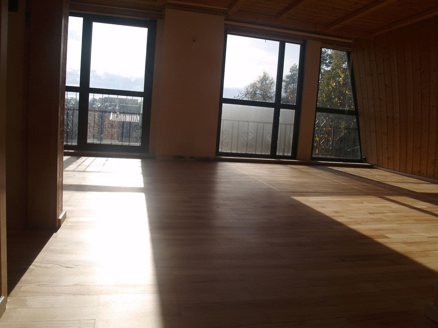 Prenájom bytu 3-izbový 100 m², Heroldsbach, Bavorsko Prenájom bytu 3-izbový 100 m², Heroldsbach, Bavorsko