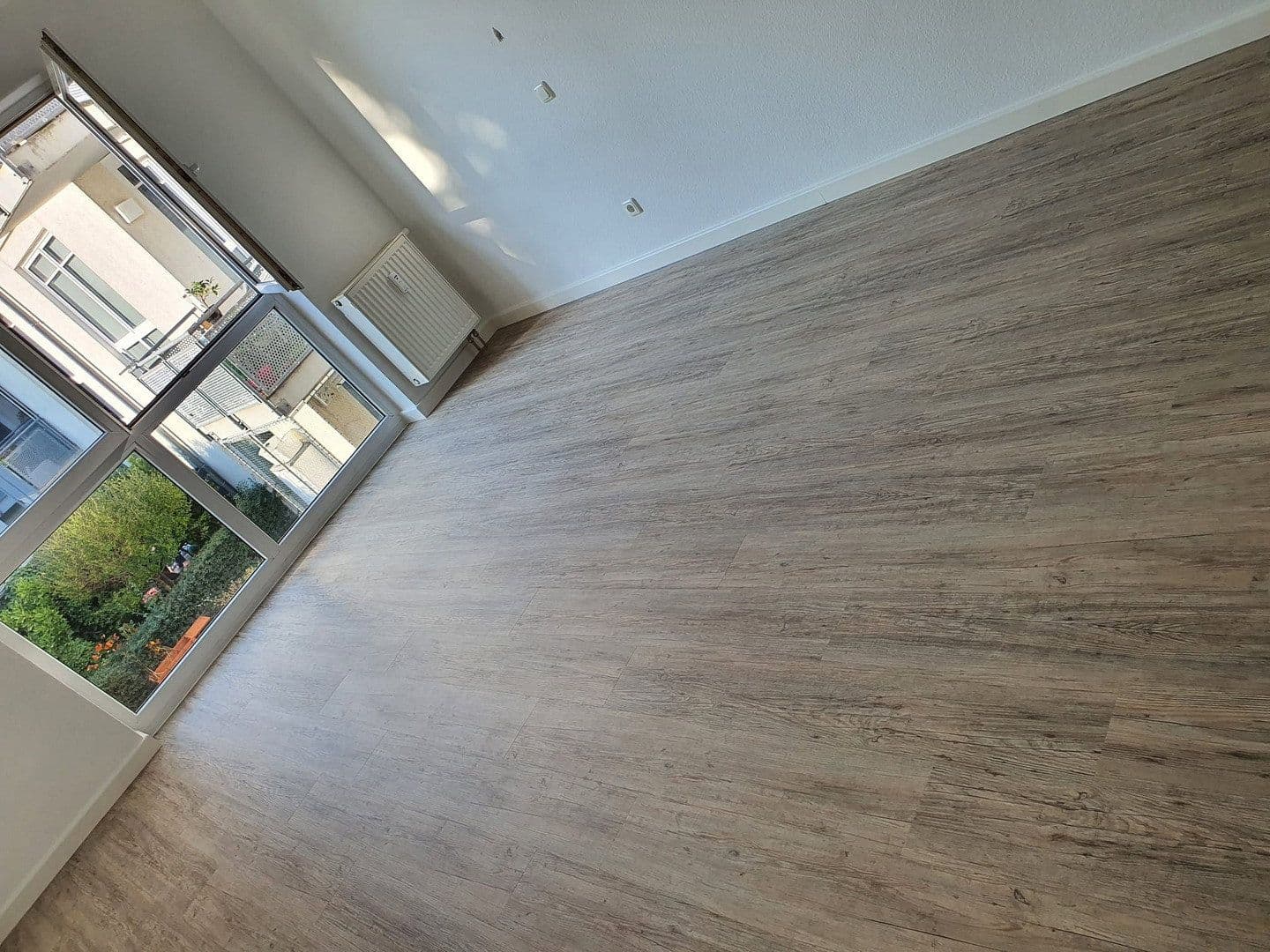 Prenájom bytu 2-izbový 70 m², Hirschweg 32, Ludwigsfelde, Brandenbursko Prenájom bytu 2-izbový 70 m², Hirschweg 32, Ludwigsfelde, Brandenbursko