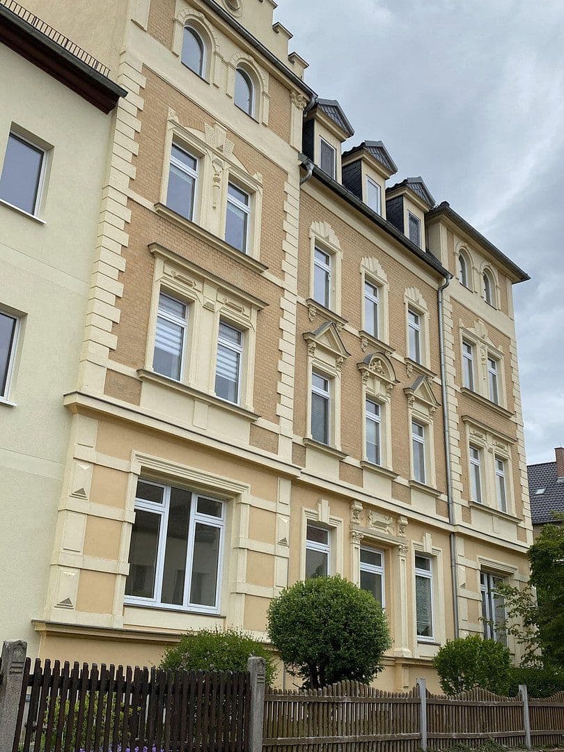 Prenájom bytu 3-izbový 95 m², Rousseaustr. 17, Altenburg, Durínsko Prenájom bytu 3-izbový 95 m², Rousseaustr. 17, Altenburg, Durínsko