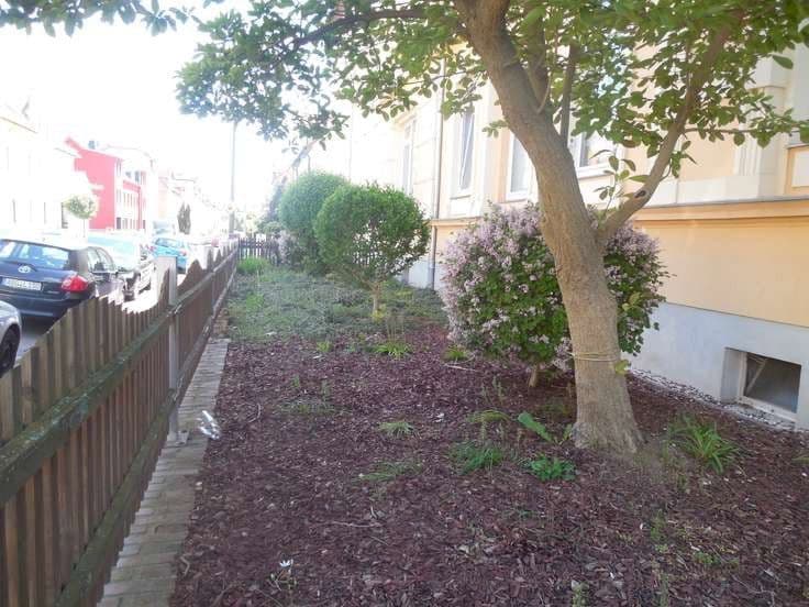 Prenájom bytu 3-izbový 95 m², Rousseaustr. 17, Altenburg, Durínsko Prenájom bytu 3-izbový 95 m², Rousseaustr. 17, Altenburg, Durínsko
