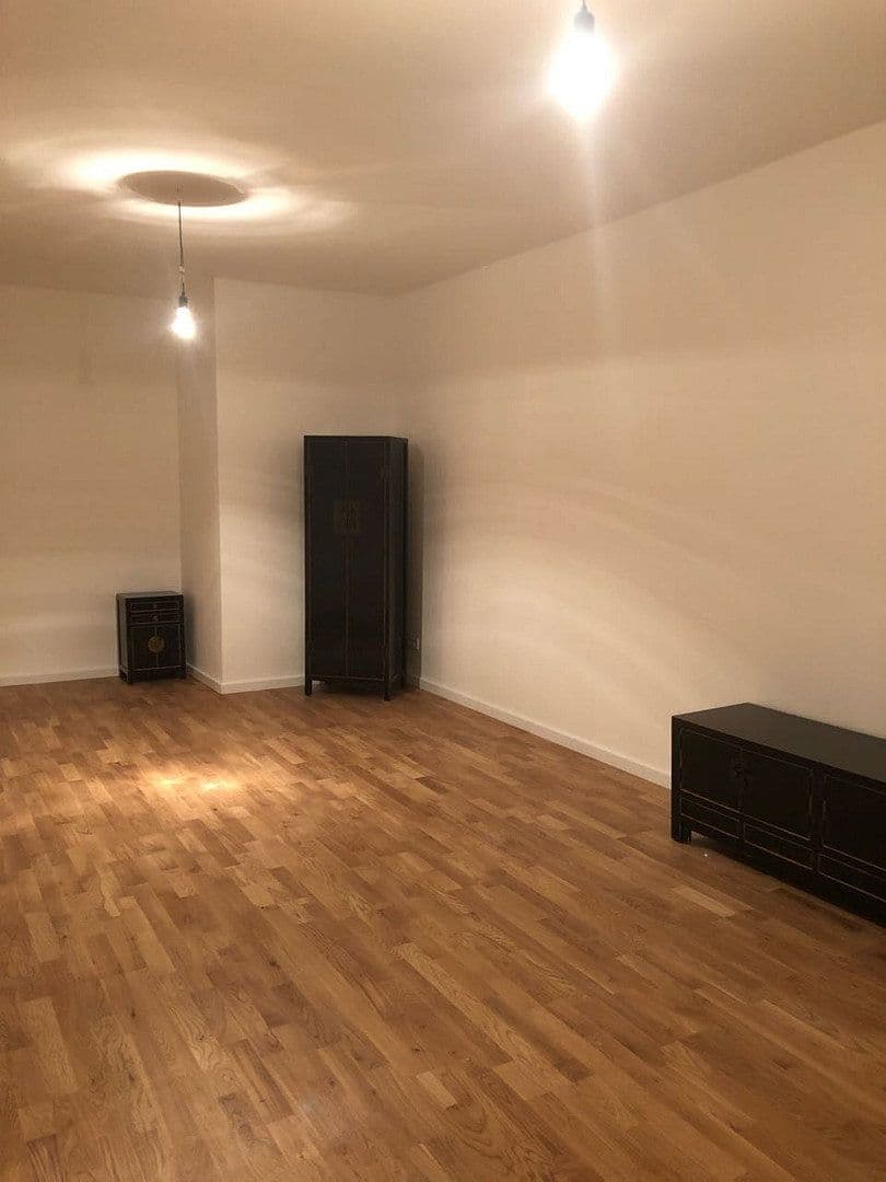 Prenájom bytu 1-izbový 43 m², Britzer Damm 50, Berlin, Berlín Prenájom bytu 1-izbový 43 m², Britzer Damm 50, Berlin, Berlín