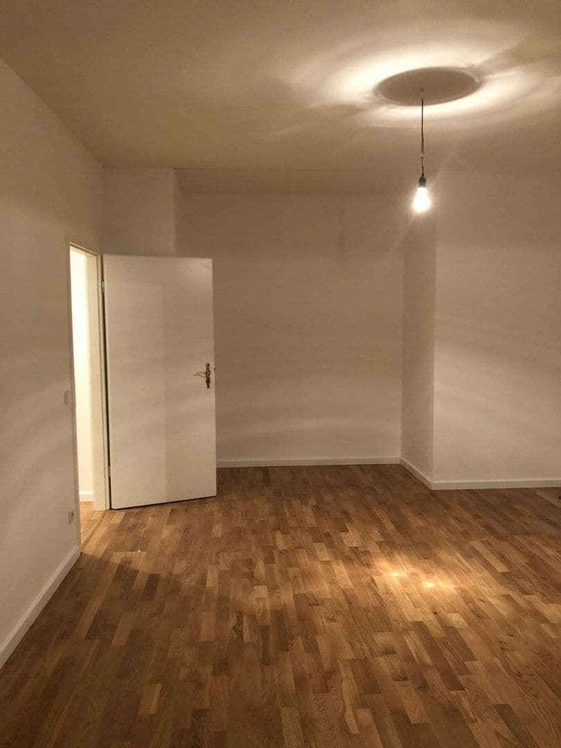 Prenájom bytu 1-izbový 43 m², Britzer Damm 50, Berlin, Berlín Prenájom bytu 1-izbový 43 m², Britzer Damm 50, Berlin, Berlín