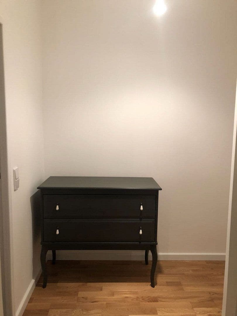 Prenájom bytu 1-izbový 43 m², Britzer Damm 50, Berlin, Berlín Prenájom bytu 1-izbový 43 m², Britzer Damm 50, Berlin, Berlín