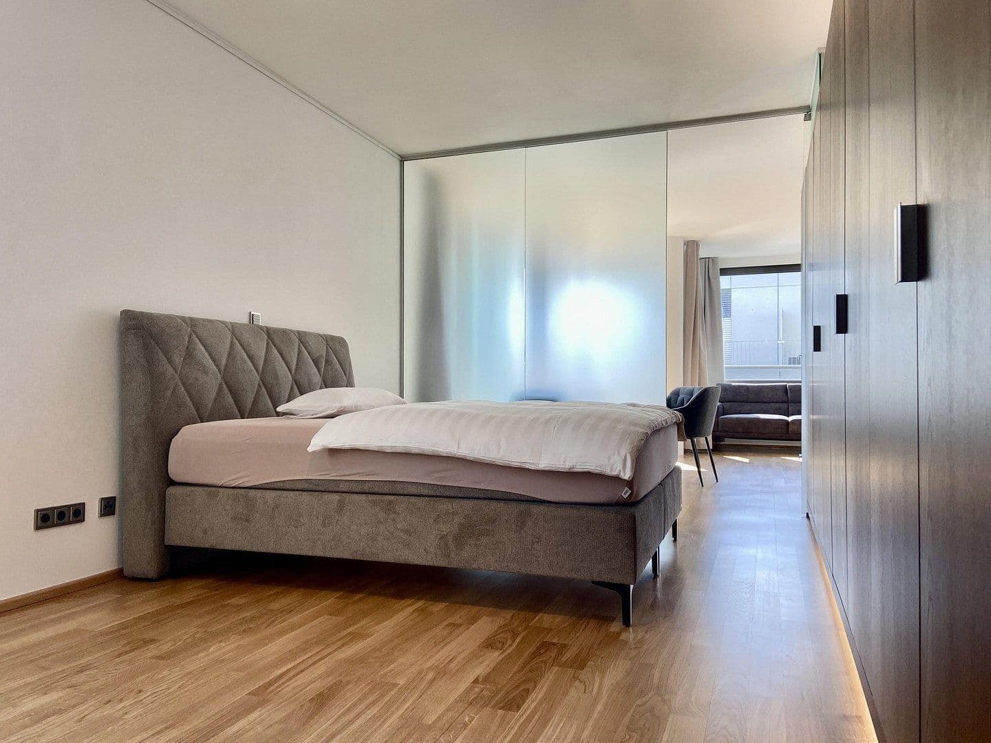 Prenájom bytu 2-izbový 65 m², Stephanstrasse 18, Frankfurt am Main, Hesensko Prenájom bytu 2-izbový 65 m², Stephanstrasse 18, Frankfurt am Main, Hesensko