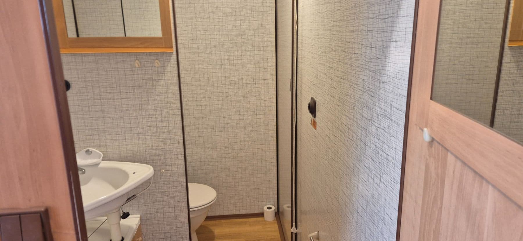 Predaj bytu 1-izbový 35 m², Borová, Chomutov, Ústecký kraj Predaj bytu 1-izbový 35 m², Borová, Chomutov, Ústecký kraj