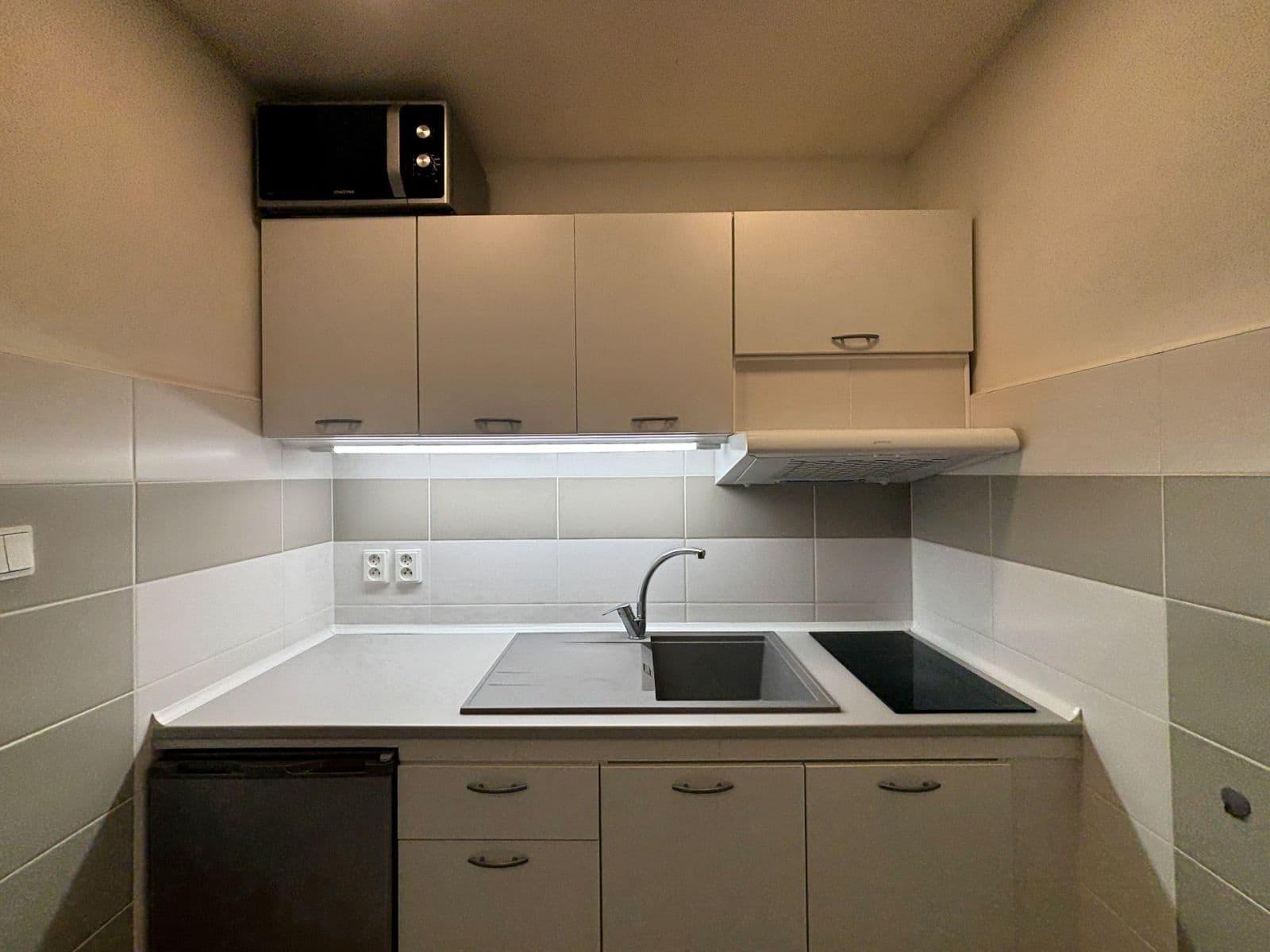 Predaj bytu 1-izbový 30 m², Nádražní, Ostrava, Moravskoslezský kraj Predaj bytu 1-izbový 30 m², Nádražní, Ostrava, Moravskoslezský kraj