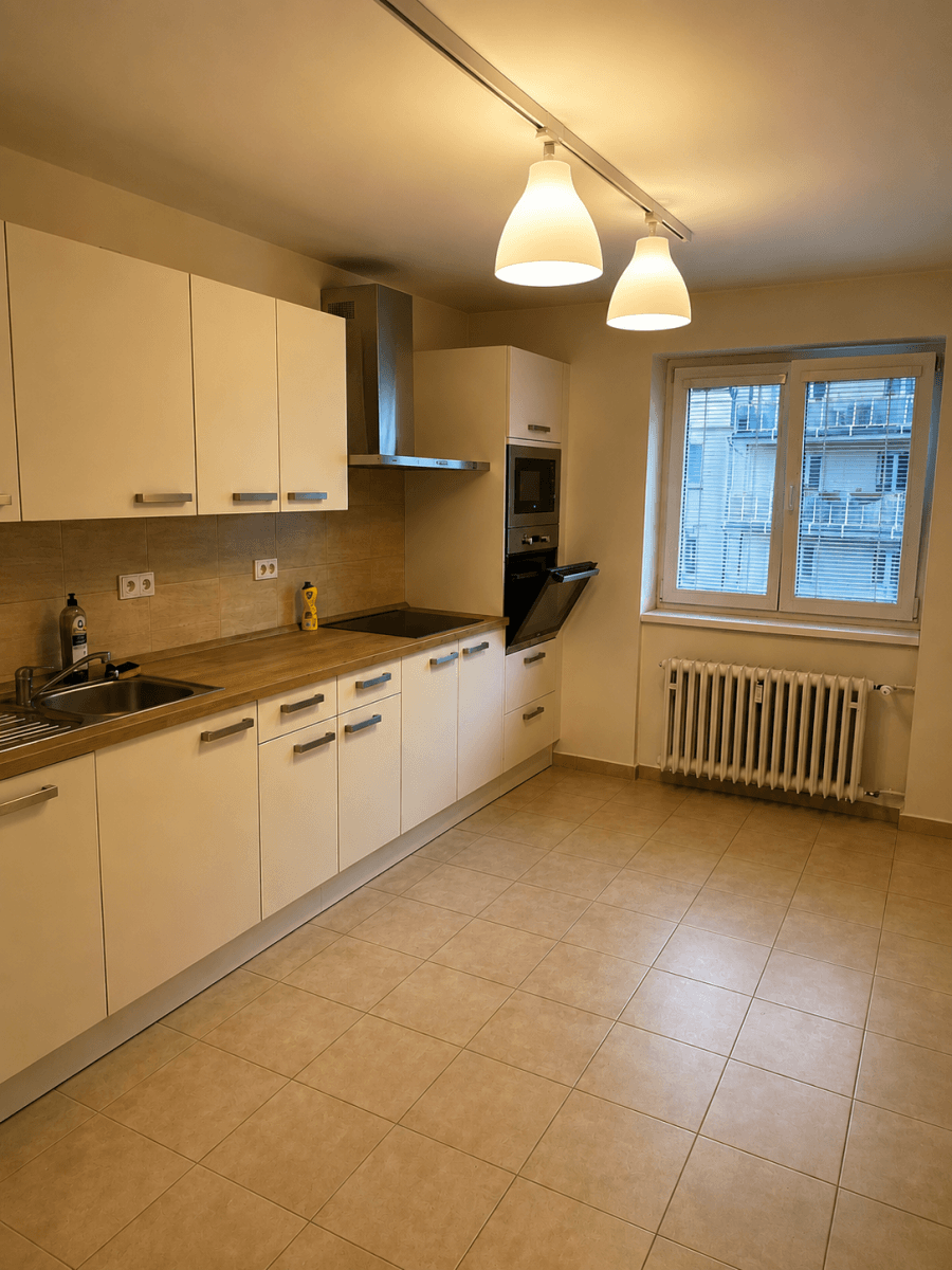 Prenájom bytu 1-izbový 45 m², Kotěrova, Praha, Praha Prenájom bytu 1-izbový 45 m², Kotěrova, Praha, Praha
