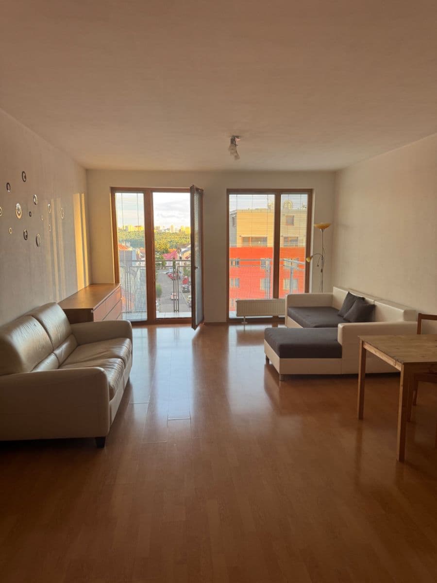 Prenájom bytu 1-izbový 45 m², Panuškova, Praha, Praha Prenájom bytu 1-izbový 45 m², Panuškova, Praha, Praha