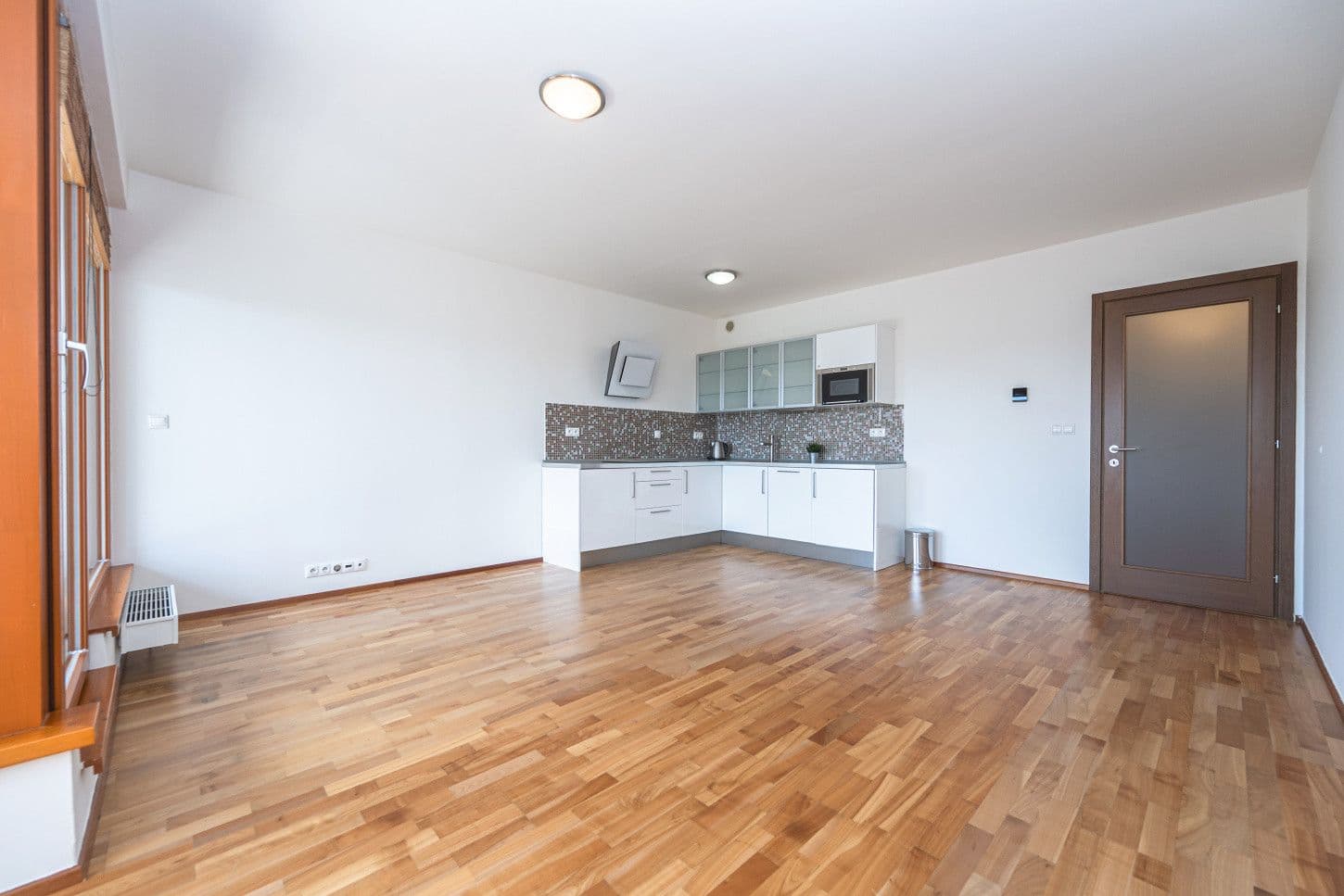 Prenájom bytu 1-izbový 41 m², Antala Staška, Praha, Praha Prenájom bytu 1-izbový 41 m², Antala Staška, Praha, Praha