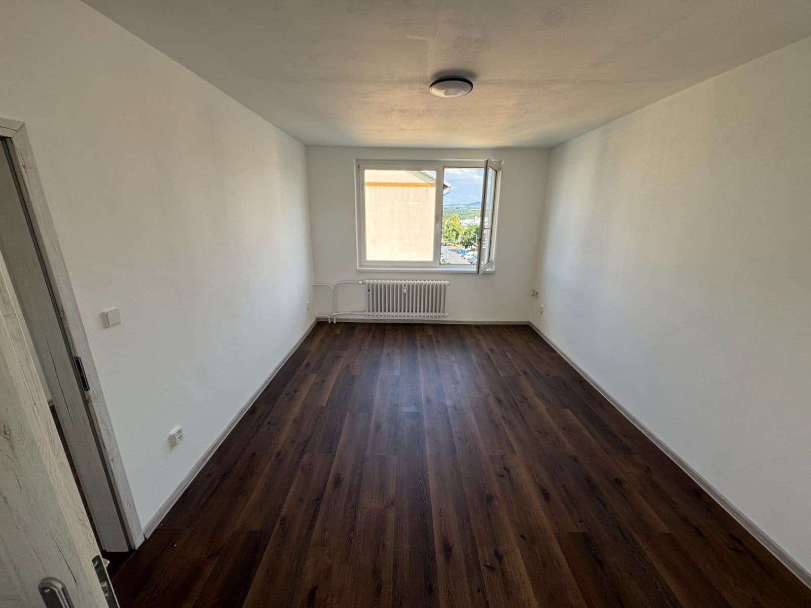 Predaj bytu 3-izbový 65 m², Dlouhá, Horní Slavkov, Karlovarský kraj Predaj bytu 3-izbový 65 m², Dlouhá, Horní Slavkov, Karlovarský kraj