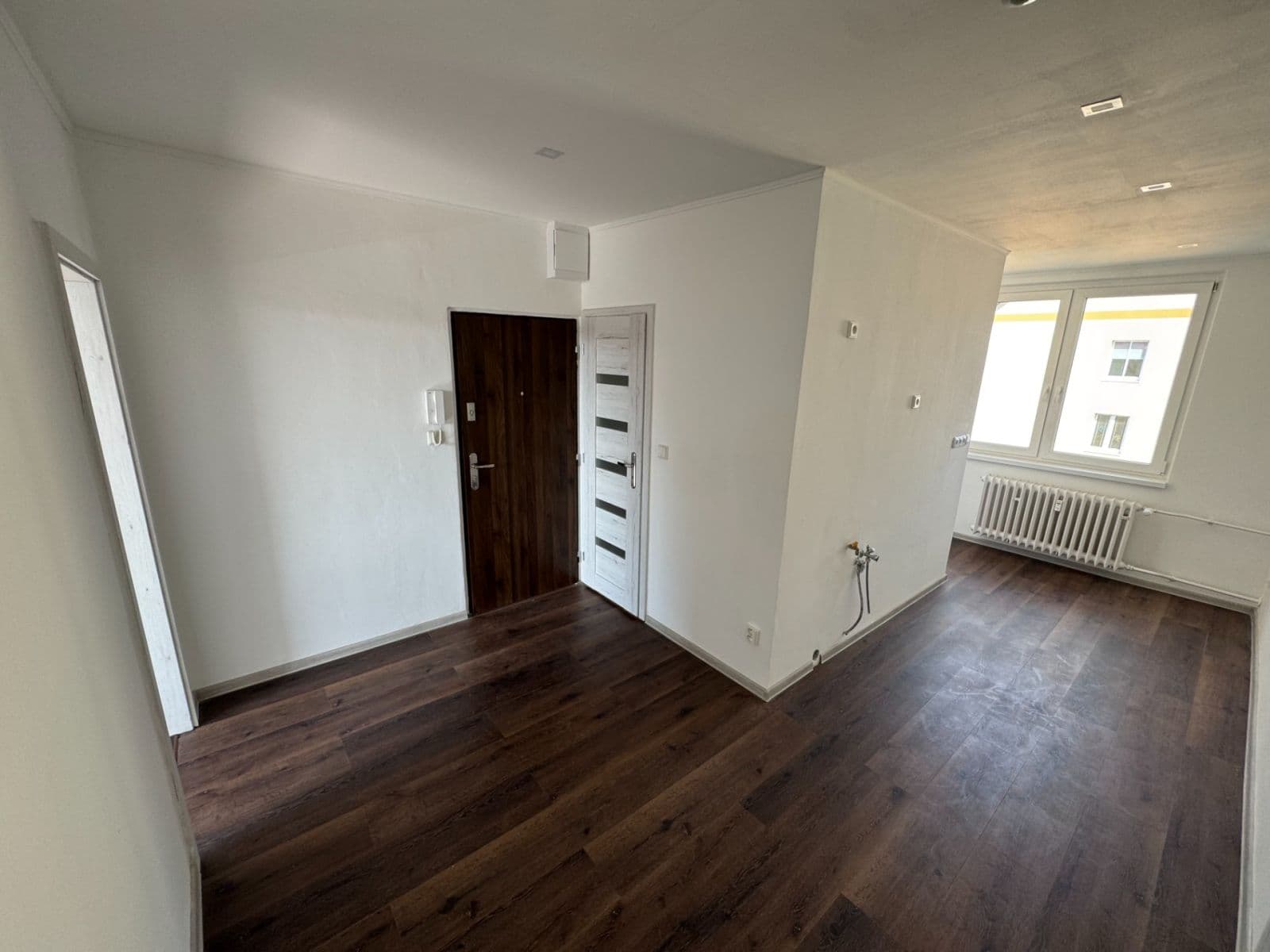 Predaj bytu 3-izbový 65 m², Dlouhá, Horní Slavkov, Karlovarský kraj Predaj bytu 3-izbový 65 m², Dlouhá, Horní Slavkov, Karlovarský kraj