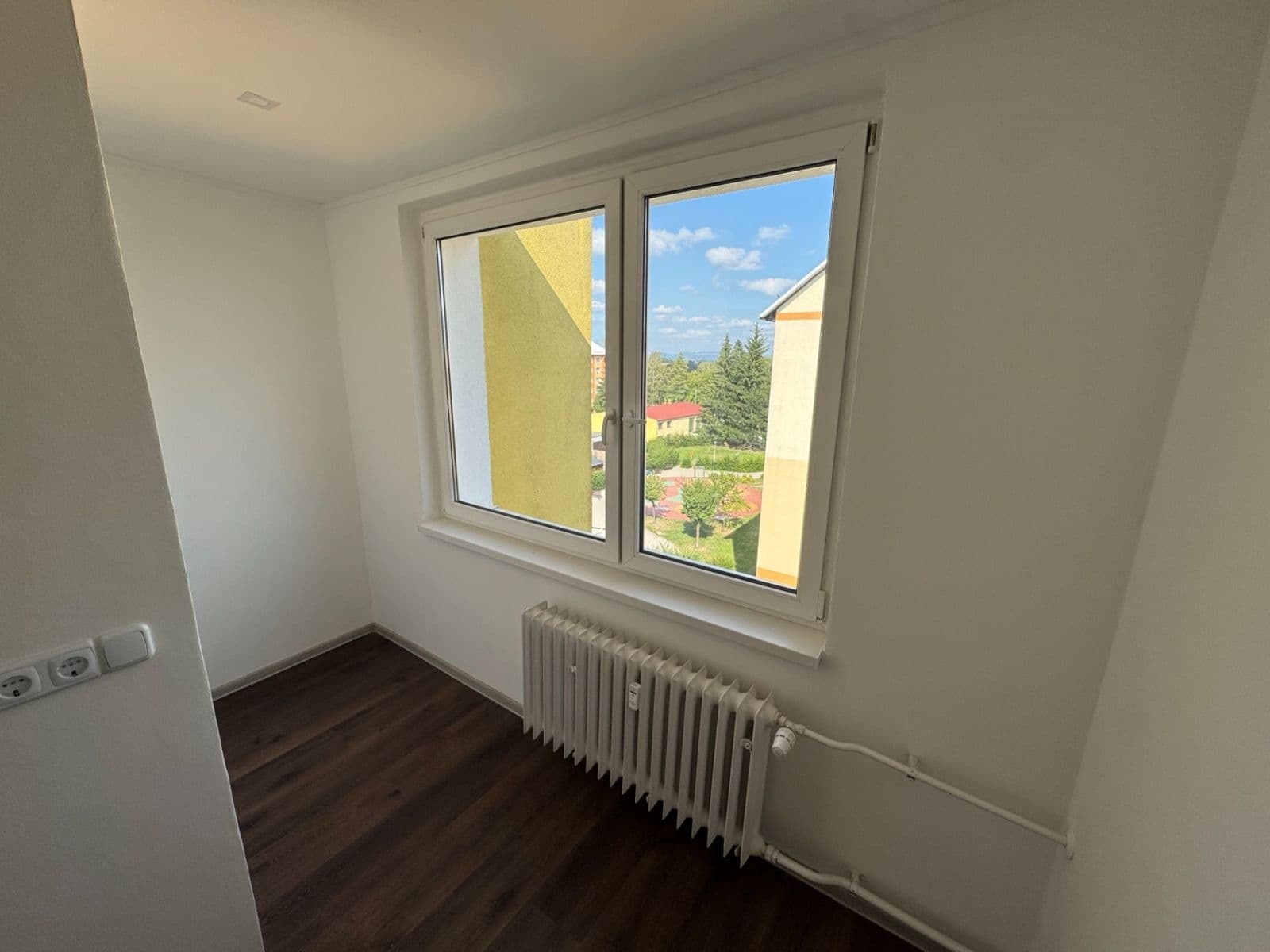Predaj bytu 3-izbový 65 m², Dlouhá, Horní Slavkov, Karlovarský kraj Predaj bytu 3-izbový 65 m², Dlouhá, Horní Slavkov, Karlovarský kraj