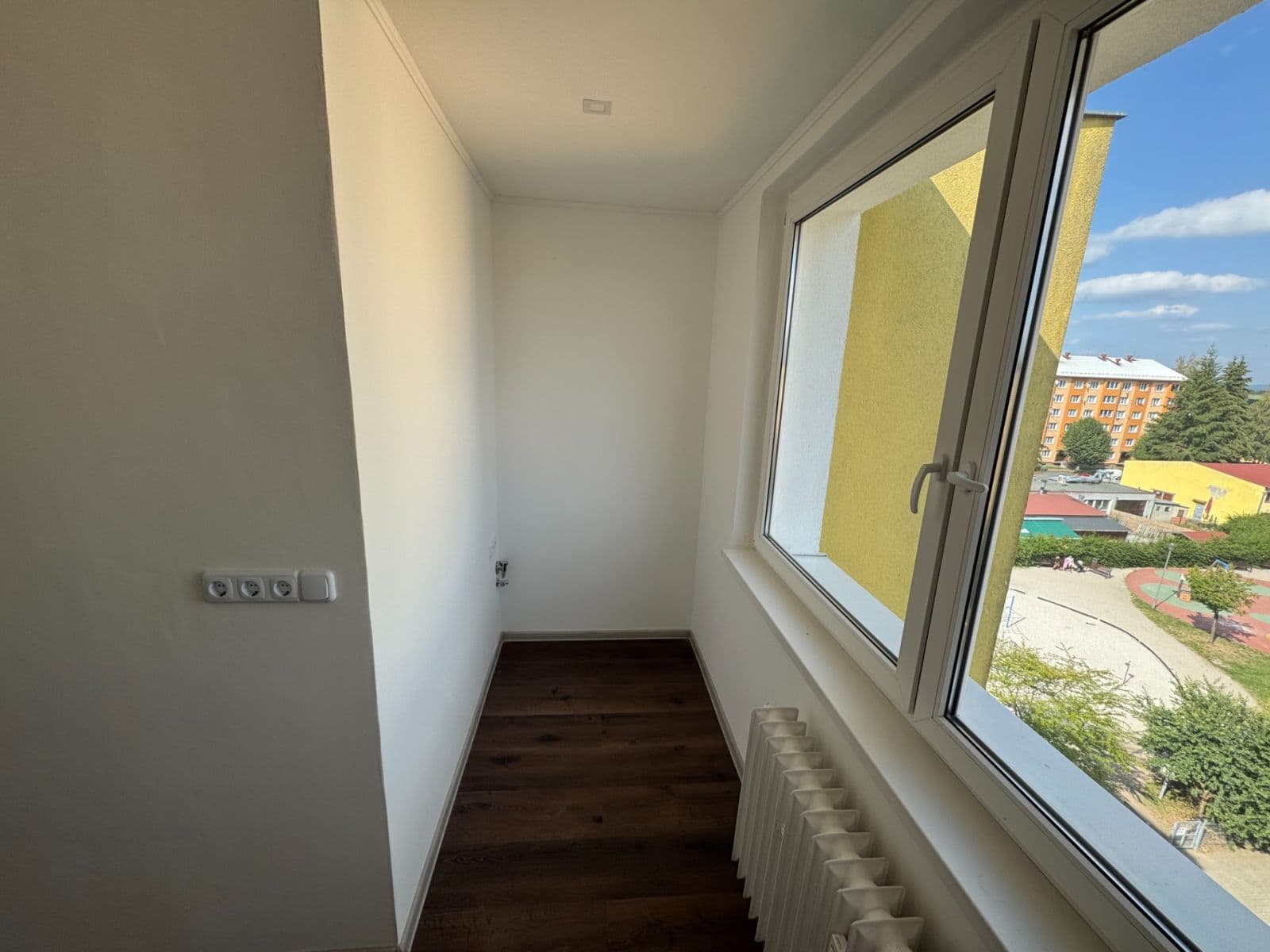 Predaj bytu 3-izbový 65 m², Dlouhá, Horní Slavkov, Karlovarský kraj Predaj bytu 3-izbový 65 m², Dlouhá, Horní Slavkov, Karlovarský kraj