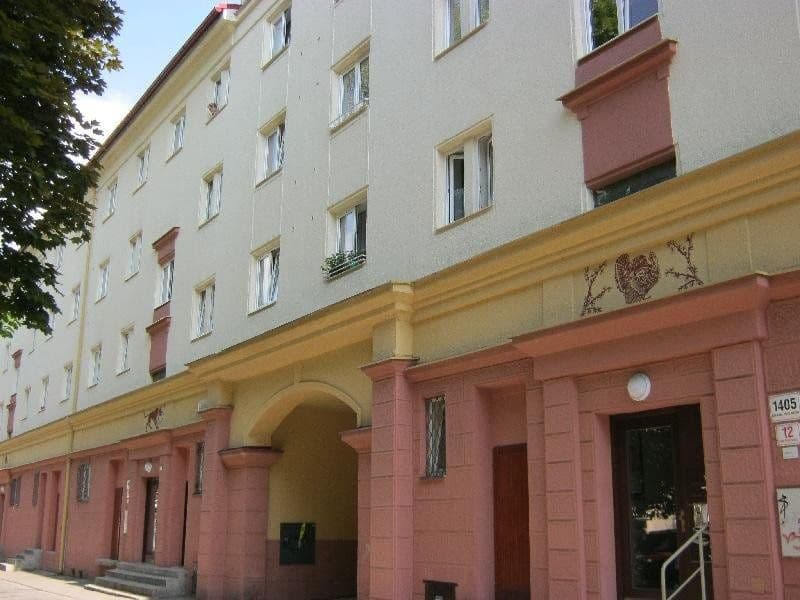 Prenájom bytu 2-izbový 53 m², nám. Budovatelů, Karviná, Moravskoslezský kraj Prenájom bytu 2-izbový 53 m², nám. Budovatelů, Karviná, Moravskoslezský kraj