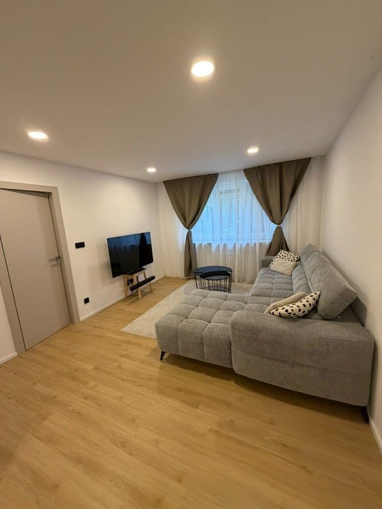 Predaj bytu 2-izbový 54 m², Vodárenská, Kladno, Středočeský kraj Predaj bytu 2-izbový 54 m², Vodárenská, Kladno, Středočeský kraj