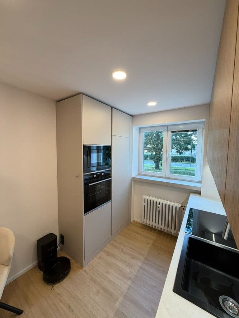 Predaj bytu 2-izbový 54 m², Vodárenská, Kladno, Středočeský kraj Predaj bytu 2-izbový 54 m², Vodárenská, Kladno, Středočeský kraj