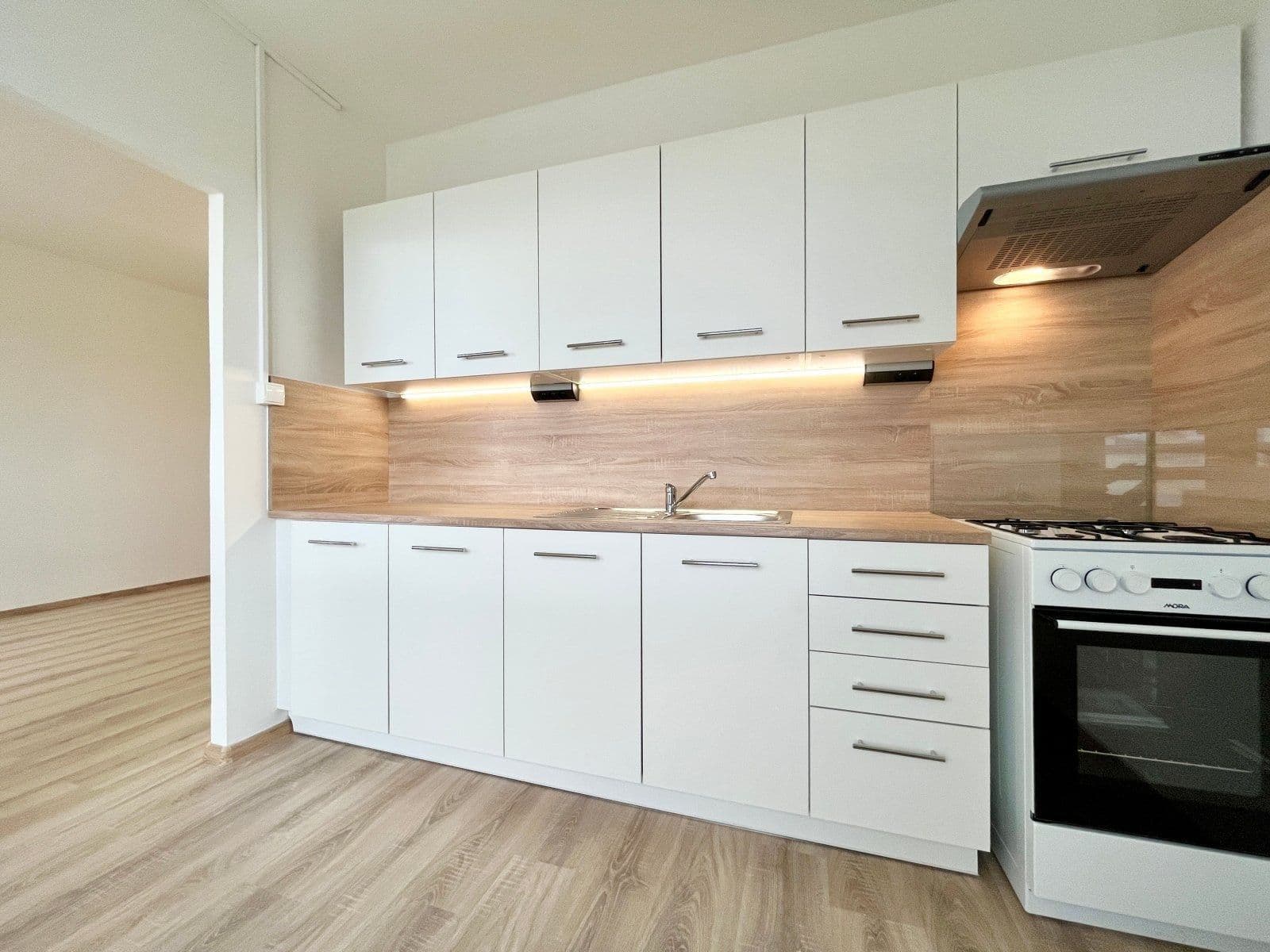 Prenájom bytu 3-izbový 77 m², K Hájku, Frýdek-Místek, Moravskoslezský kraj Prenájom bytu 3-izbový 77 m², K Hájku, Frýdek-Místek, Moravskoslezský kraj