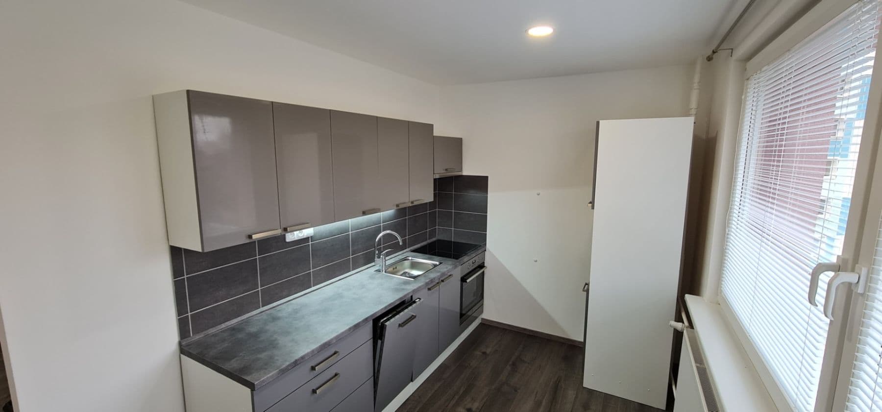 Prenájom bytu 2-izbový 56 m², Sluneční, Česká Lípa, Liberecký kraj Prenájom bytu 2-izbový 56 m², Sluneční, Česká Lípa, Liberecký kraj