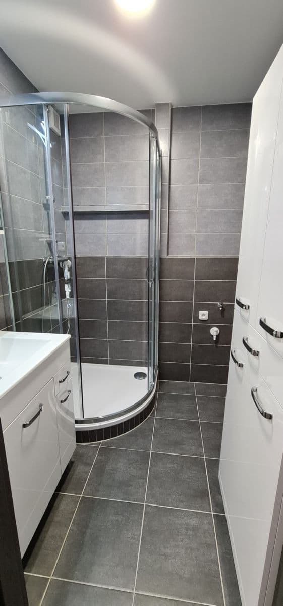 Prenájom bytu 2-izbový 56 m², Sluneční, Česká Lípa, Liberecký kraj Prenájom bytu 2-izbový 56 m², Sluneční, Česká Lípa, Liberecký kraj