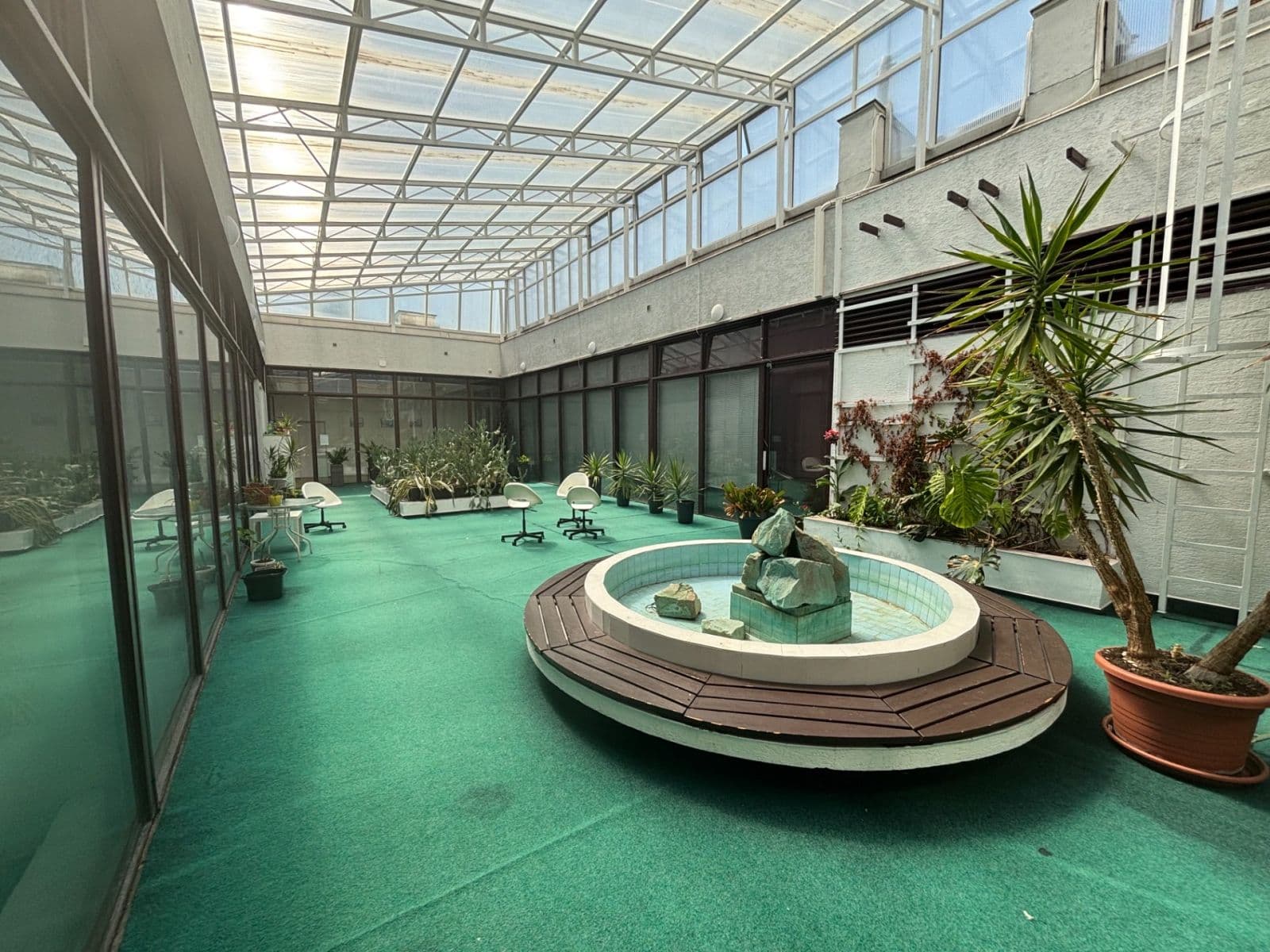 Prenájom kancelárie 20 m², Štúrova, Praha, Praha Prenájom kancelárie 20 m², Štúrova, Praha, Praha