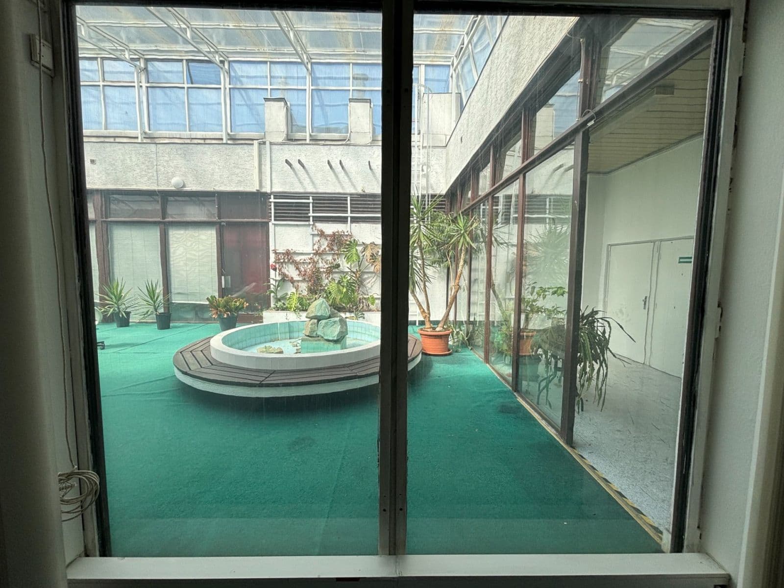 Prenájom kancelárie 20 m², Štúrova, Praha, Praha Prenájom kancelárie 20 m², Štúrova, Praha, Praha