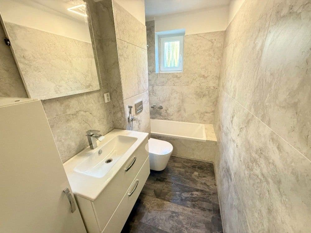 Prenájom bytu 1-izbový 26 m², Herbenova, Ústí nad Labem, Ústecký kraj Prenájom bytu 1-izbový 26 m², Herbenova, Ústí nad Labem, Ústecký kraj