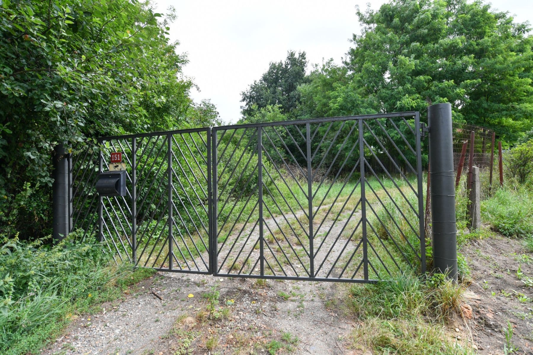Predaj domu 240 m², pozemok 8.000 m², Velvary, Středočeský kraj Predaj domu 240 m², pozemok 8.000 m², Velvary, Středočeský kraj