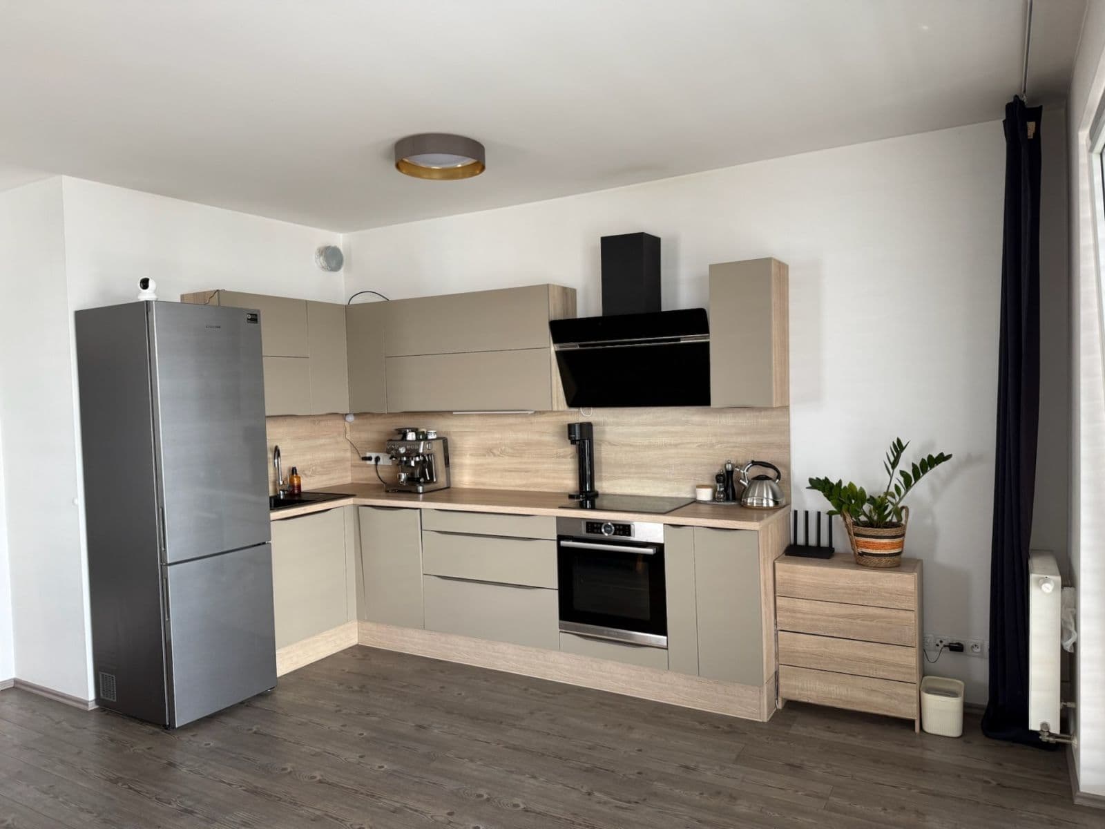 Prenájom bytu 3-izbový 68 m², Emy Destinové, Jinočany, Středočeský kraj Prenájom bytu 3-izbový 68 m², Emy Destinové, Jinočany, Středočeský kraj