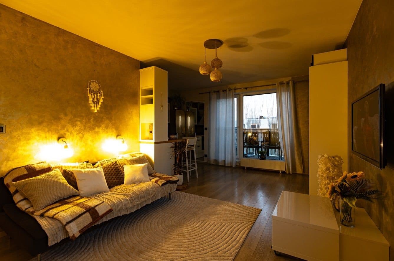 Predaj bytu 1-izbový 35 m², Žitná, Hostivice, Středočeský kraj Predaj bytu 1-izbový 35 m², Žitná, Hostivice, Středočeský kraj