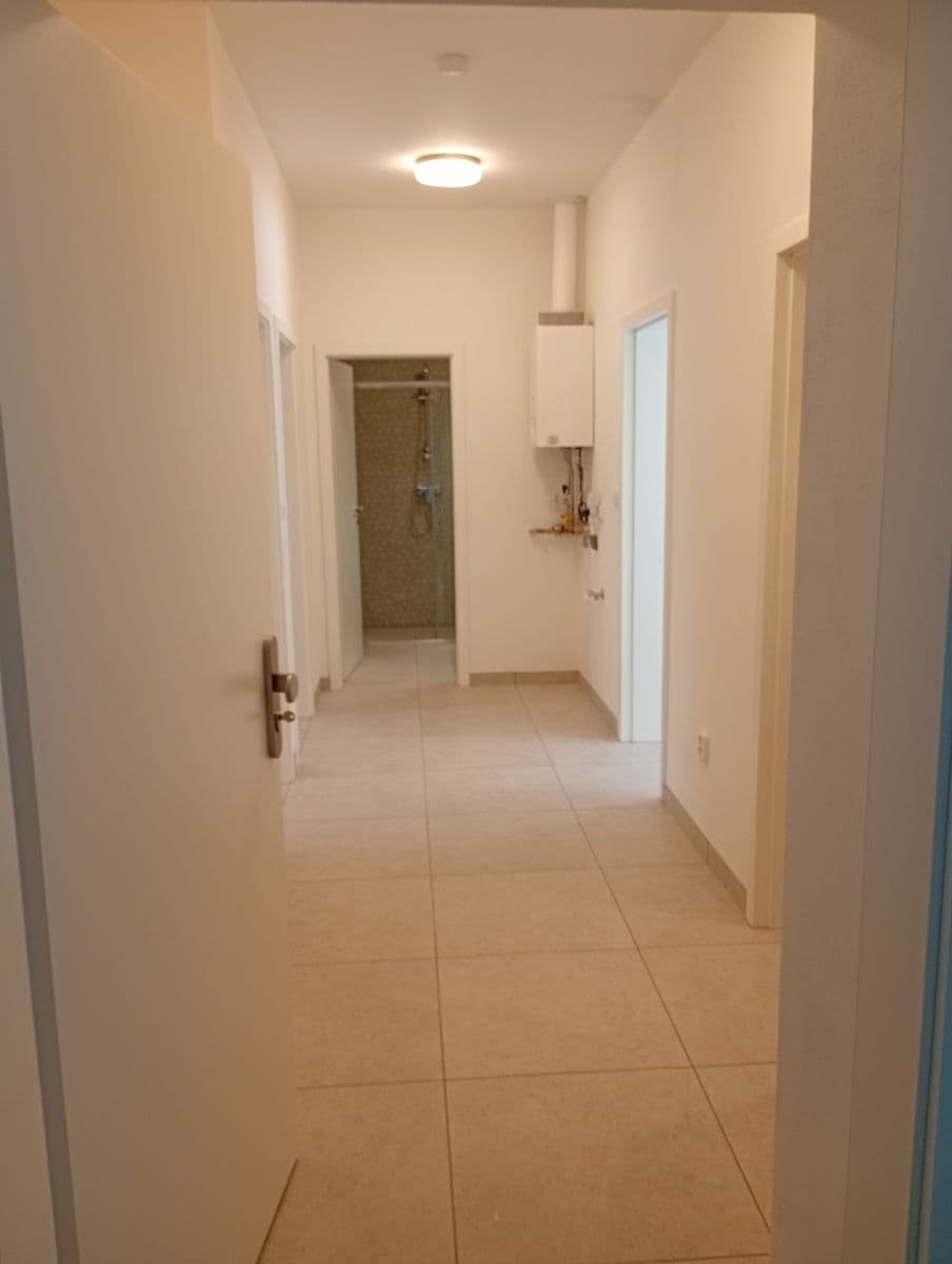 Prenájom bytu 3-izbový 66 m², Libušino údolí, Brno, Jihomoravský kraj Prenájom bytu 3-izbový 66 m², Libušino údolí, Brno, Jihomoravský kraj