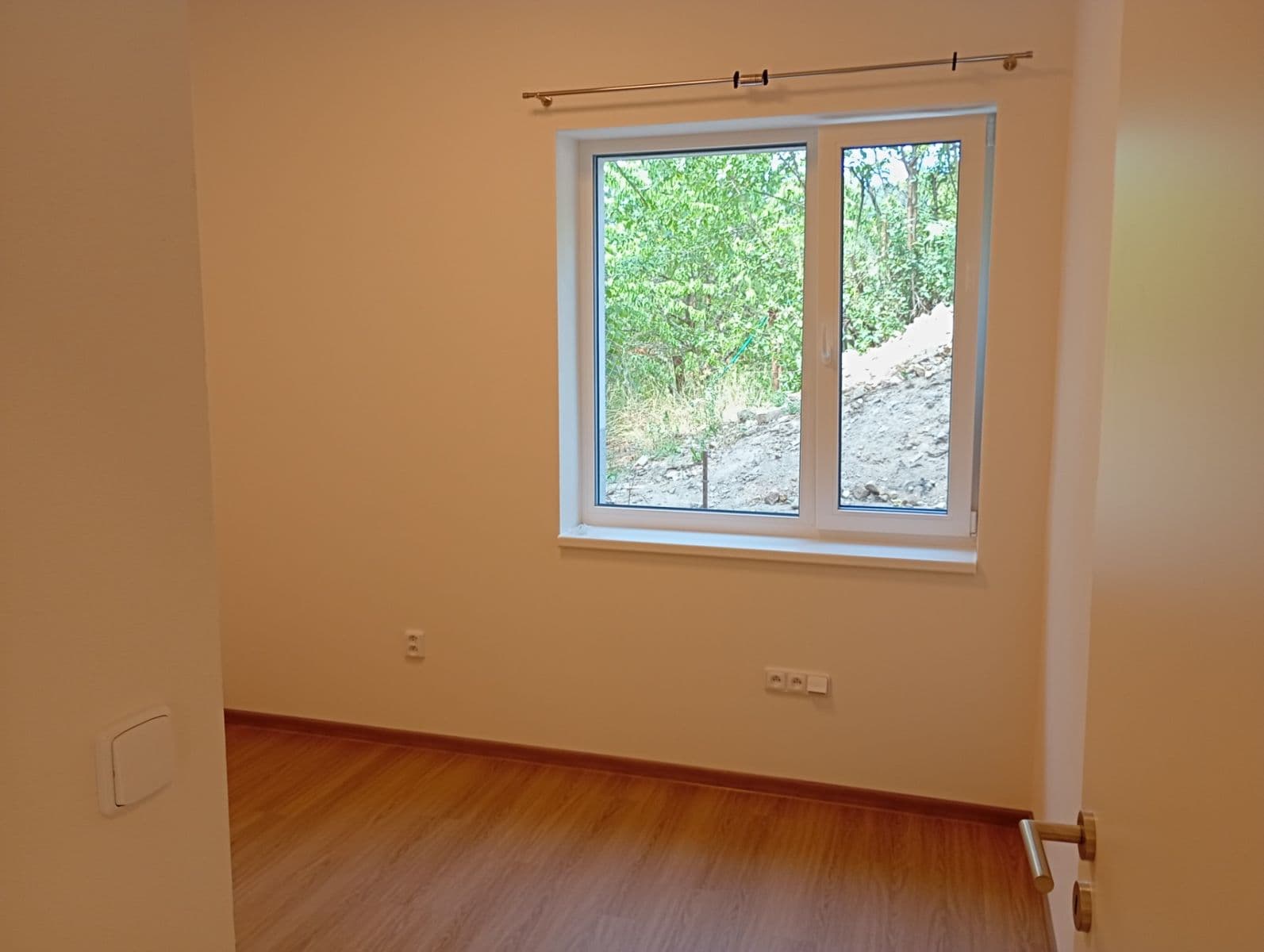 Prenájom bytu 3-izbový 66 m², Libušino údolí, Brno, Jihomoravský kraj Prenájom bytu 3-izbový 66 m², Libušino údolí, Brno, Jihomoravský kraj