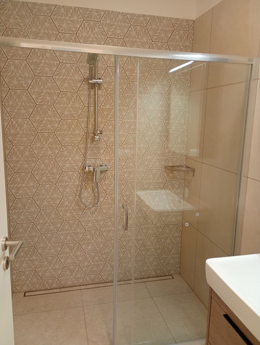 Prenájom bytu 3-izbový 66 m², Libušino údolí, Brno, Jihomoravský kraj Prenájom bytu 3-izbový 66 m², Libušino údolí, Brno, Jihomoravský kraj