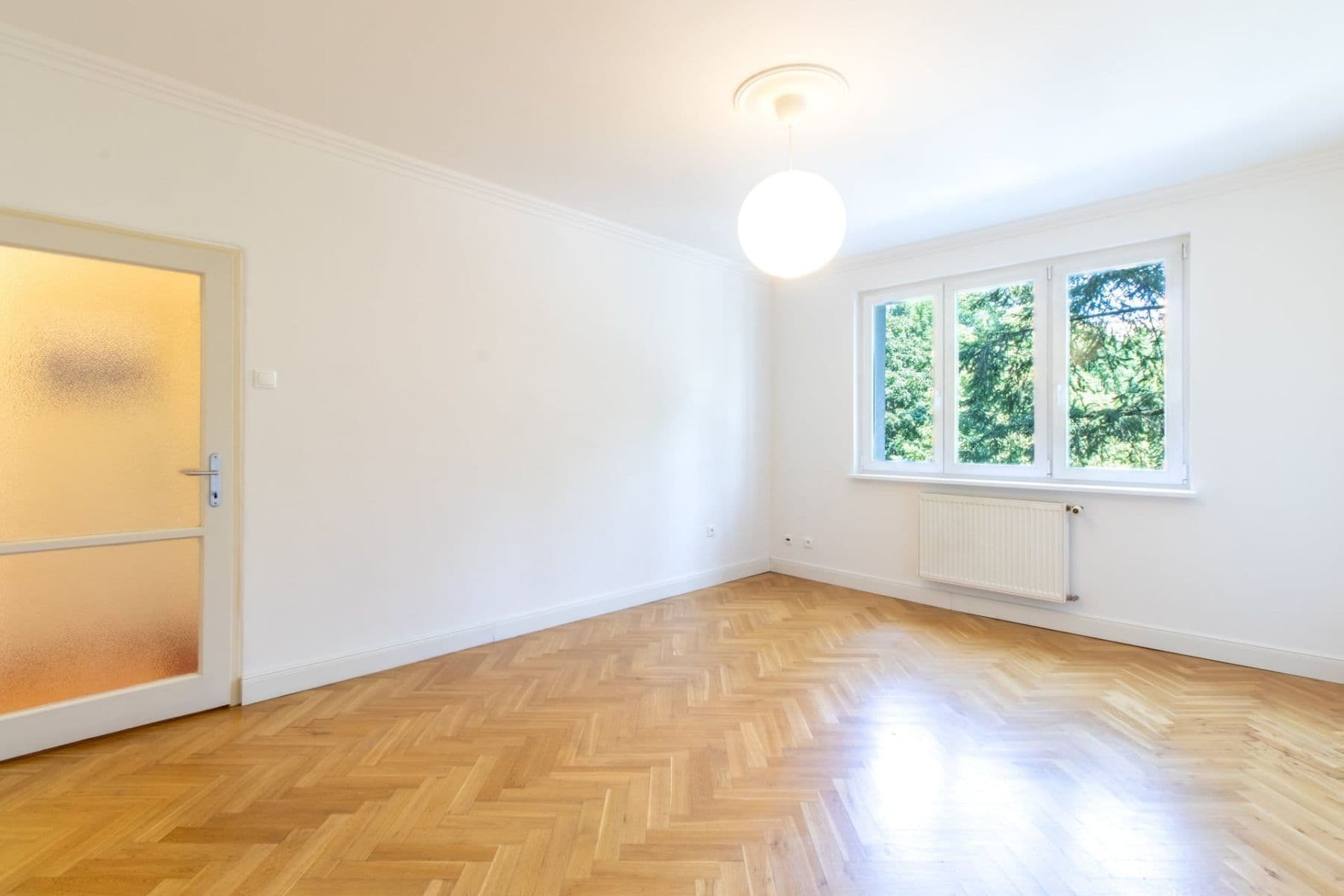 Prenájom bytu 2-izbový 75 m², Krupská, Praha, Praha Prenájom bytu 2-izbový 75 m², Krupská, Praha, Praha
