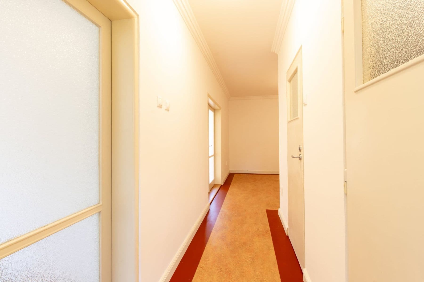 Prenájom bytu 2-izbový 75 m², Krupská, Praha, Praha Prenájom bytu 2-izbový 75 m², Krupská, Praha, Praha
