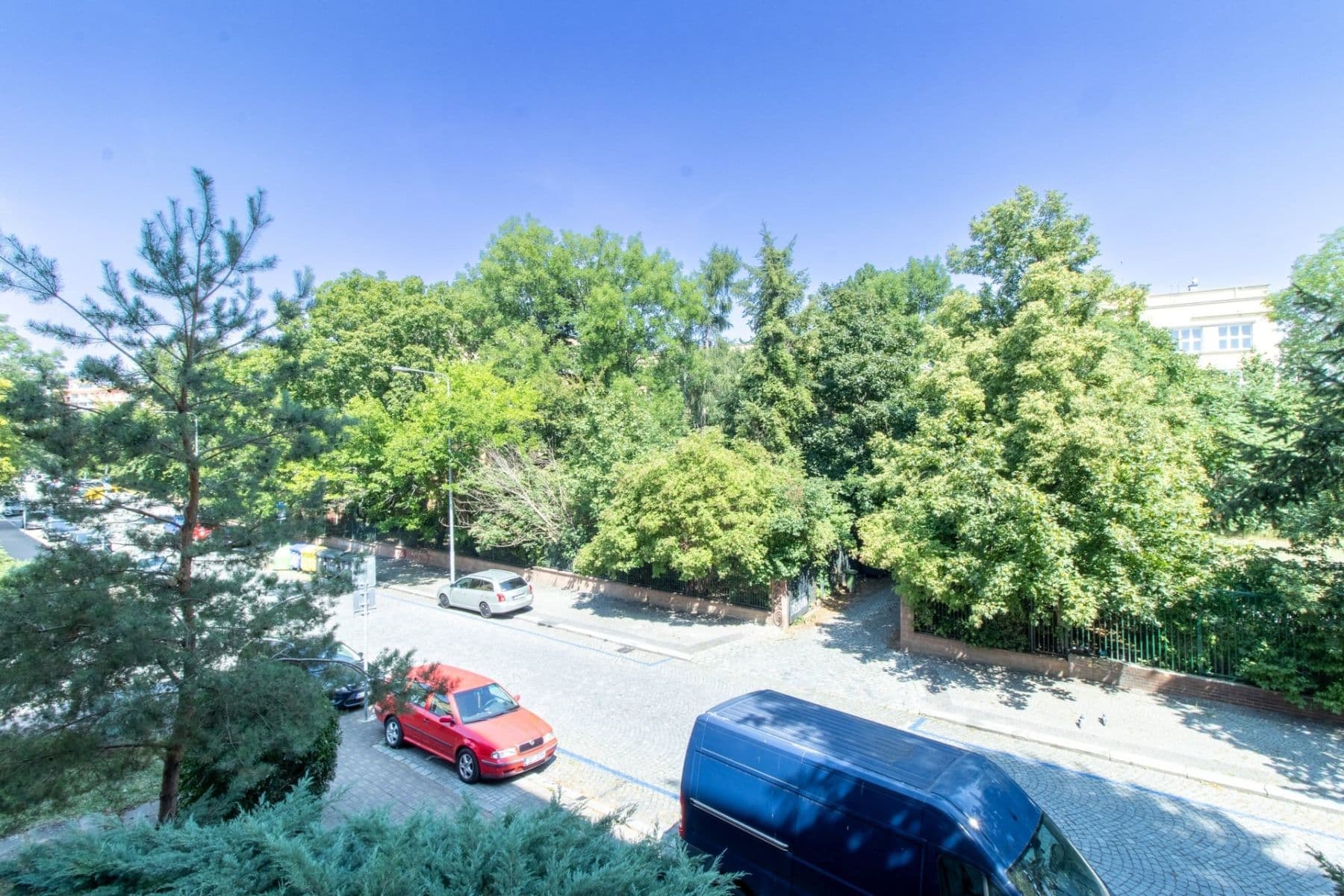 Prenájom bytu 2-izbový 75 m², Krupská, Praha, Praha Prenájom bytu 2-izbový 75 m², Krupská, Praha, Praha