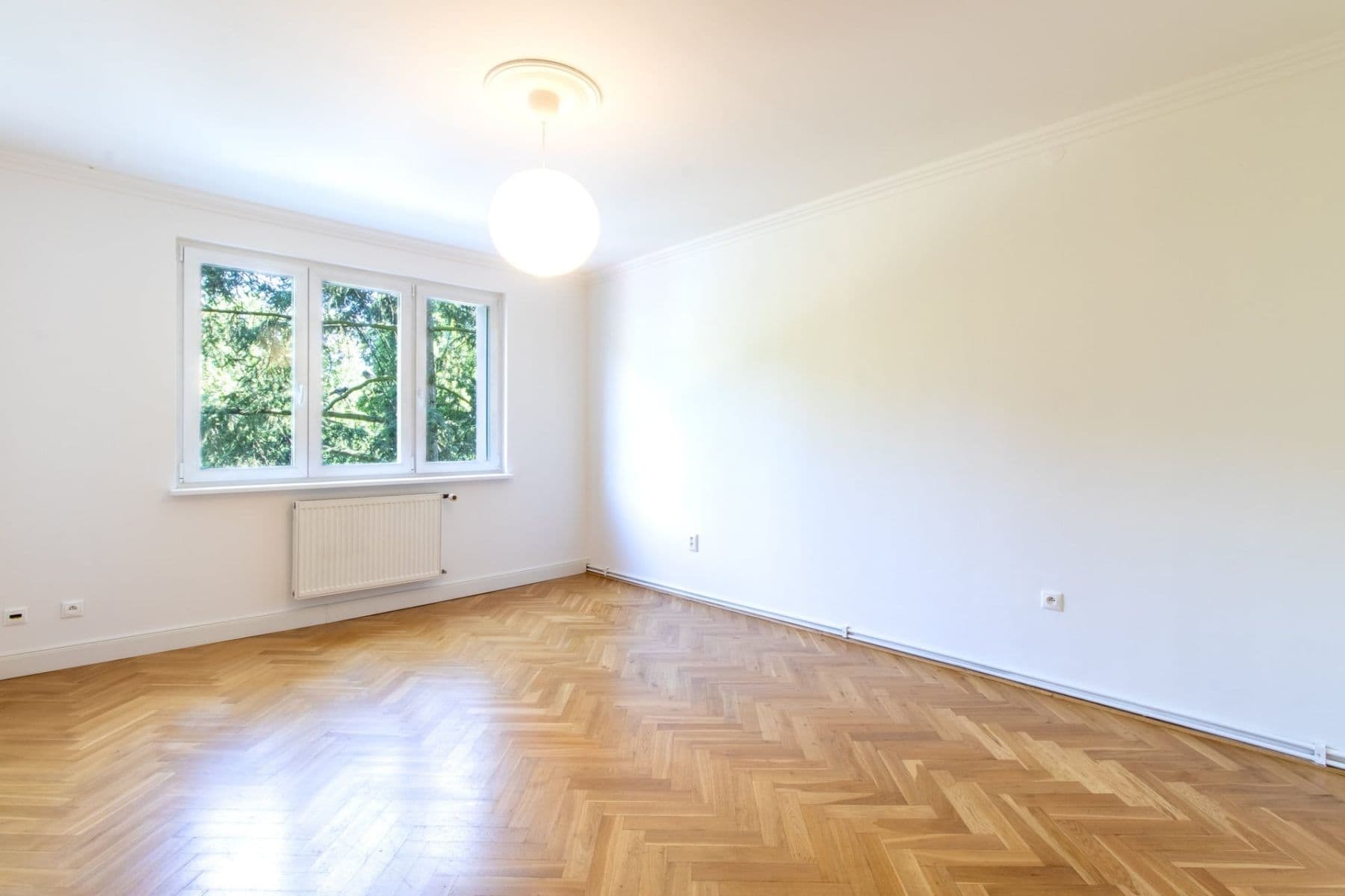 Prenájom bytu 2-izbový 75 m², Krupská, Praha, Praha Prenájom bytu 2-izbový 75 m², Krupská, Praha, Praha