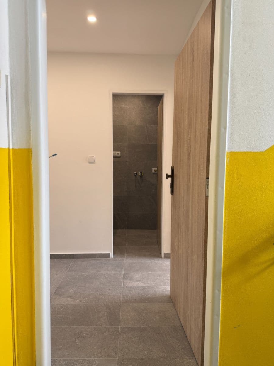 Prenájom bytu 3-izbový 55 m², Velká Hradební, Ústí nad Labem, Ústecký kraj Prenájom bytu 3-izbový 55 m², Velká Hradební, Ústí nad Labem, Ústecký kraj